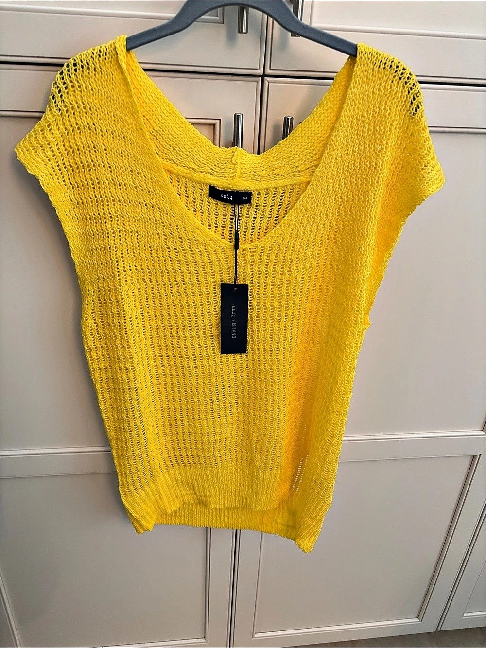 uniq Yellow Textured Knit Sweater Size M/L NWT